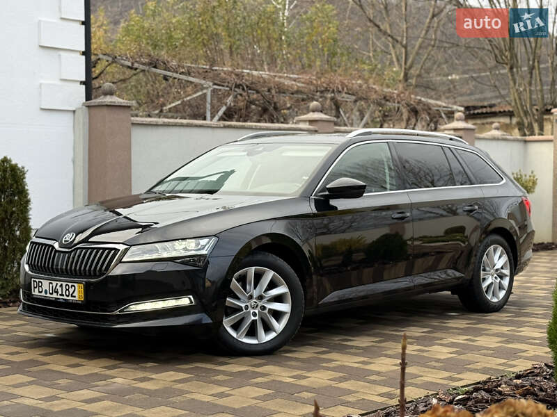 Универсал Skoda Superb 2021 в Мукачево