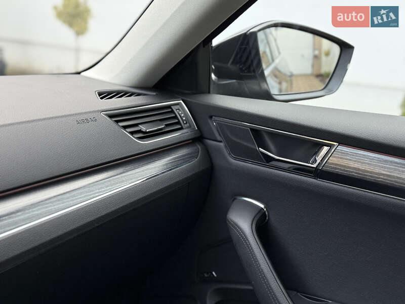 Универсал Skoda Superb 2021 в Мукачево