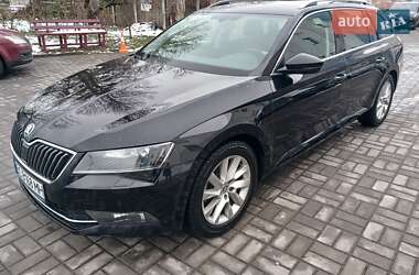 Универсал Skoda Superb 2018 в Львове