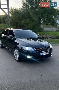 Лифтбек Skoda Superb 2014 в Ужгороде