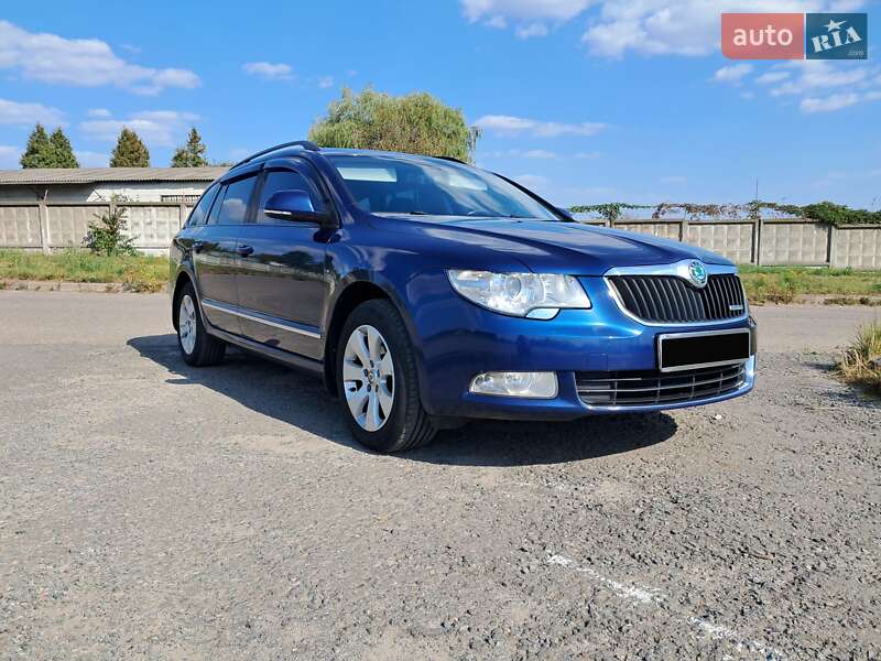 Універсал Skoda Superb 2012 в Львові