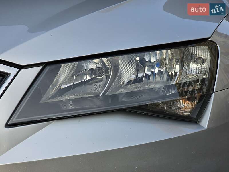 Універсал Skoda Superb 2016 в Києві фото 13 Універсал Skoda Superb 2016 в Києві