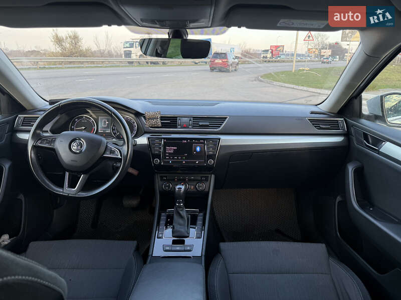 Универсал Skoda Superb 2017 в Днепре