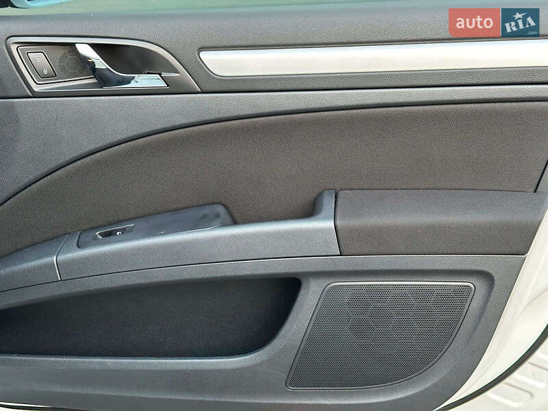 Лифтбек Skoda Superb 2012 в Одессе