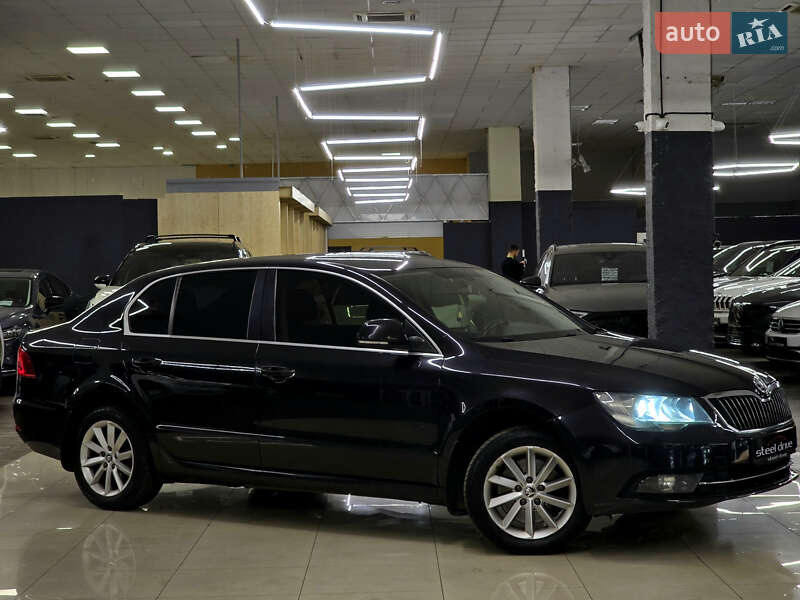 Ліфтбек Skoda Superb 2014 в Миколаєві