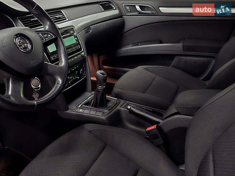 Ліфтбек Skoda Superb 2014 в Миколаєві