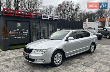 Лифтбек Skoda Superb 2013 в Виннице
