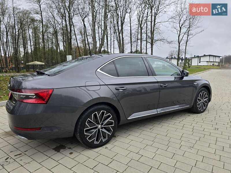 Лифтбек Skoda Superb 2021 в Ковеле