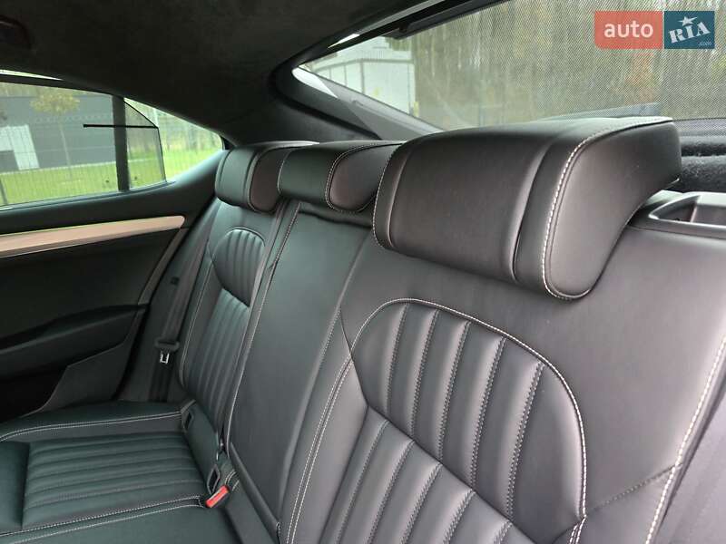 Лифтбек Skoda Superb 2021 в Ковеле