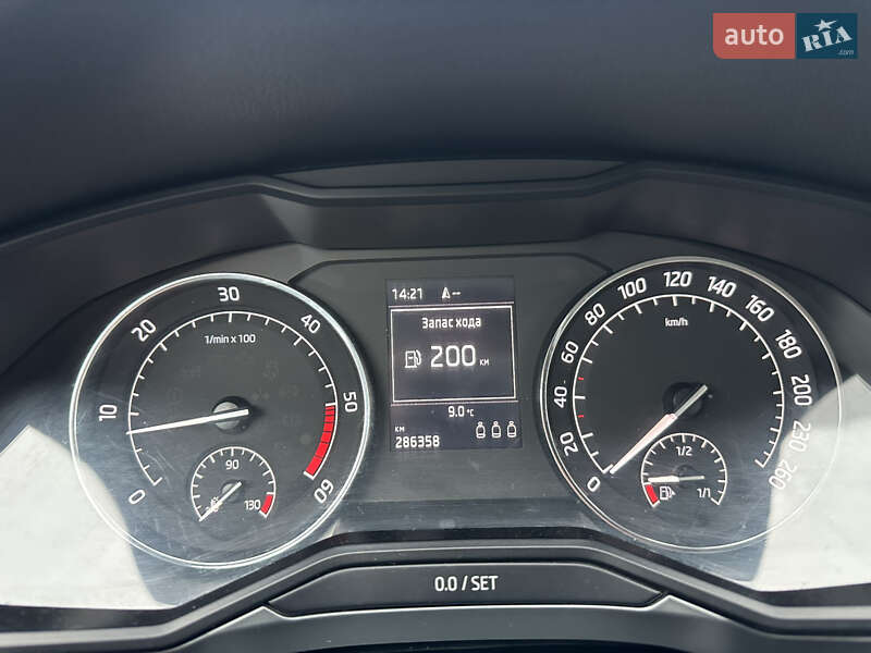 Універсал Skoda Superb 2016 в Мукачевому