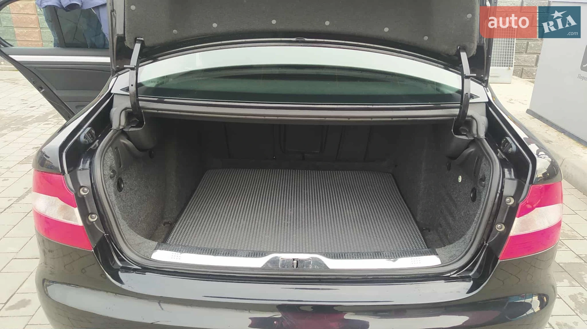 2012 Skoda Superb - мініатюра 3