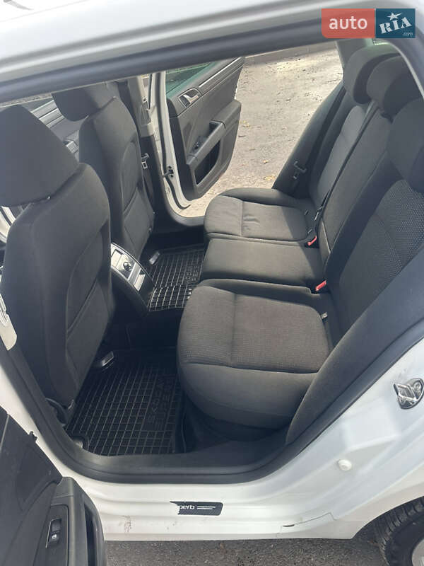 Універсал Skoda Superb 2011 в Харкові