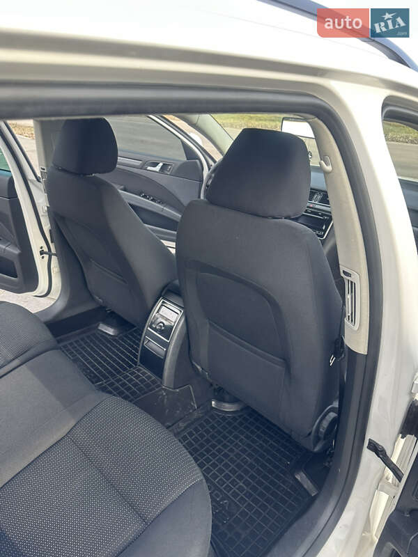 Універсал Skoda Superb 2011 в Харкові