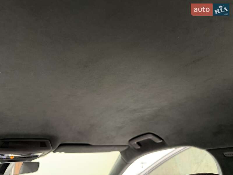 Лифтбек Skoda Superb 2025 в Киеве