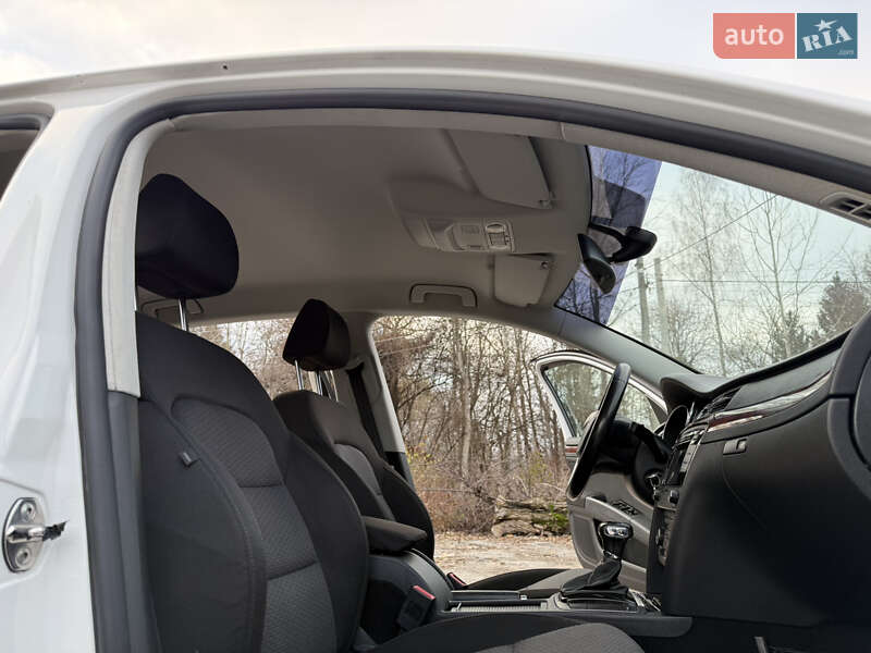 Ліфтбек Skoda Superb 2012 в Звягелі фото 26 Ліфтбек Skoda Superb 2012 в Звягелі