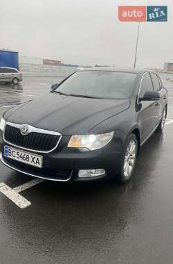 Ліфтбек Skoda Superb 2009 в Львові