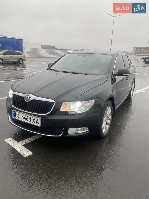 Ліфтбек Skoda Superb 2009 в Львові