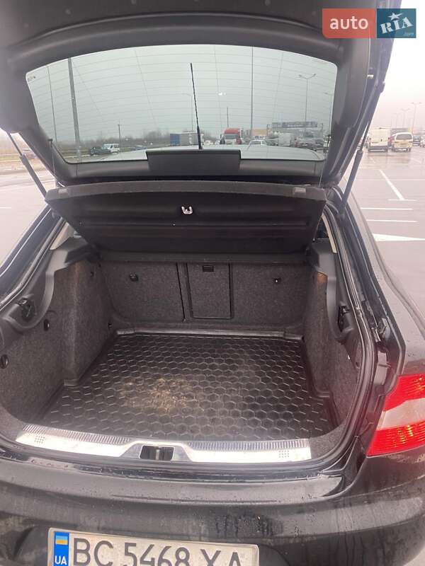 Ліфтбек Skoda Superb 2009 в Львові