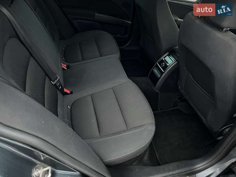 Універсал Skoda Superb 2014 в Стрию