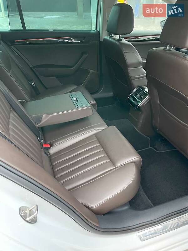Універсал Skoda Superb 2018 в Білогородці