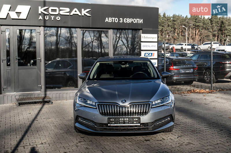 Ліфтбек Skoda Superb 2020 в Львові