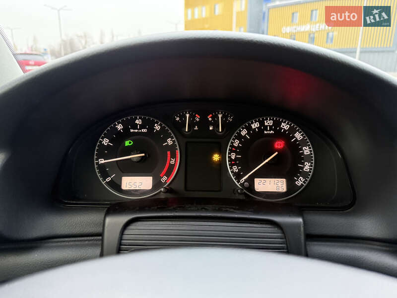 Лифтбек Skoda Superb 2007 в Киеве