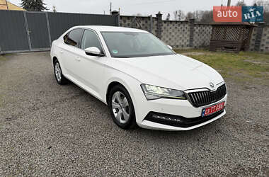 Ліфтбек Skoda Superb 2021 в Рівному