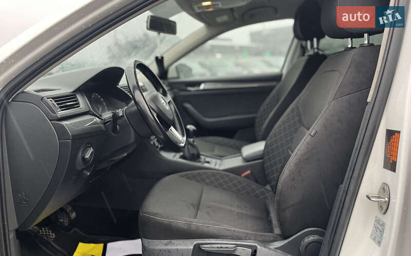 Ліфтбек Skoda Superb 2018 в Мукачевому фото 14 Ліфтбек Skoda Superb 2018 в Мукачевому