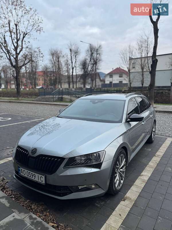 Універсал Skoda Superb 2018 в Сваляві