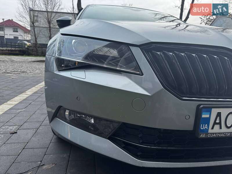 Універсал Skoda Superb 2018 в Сваляві