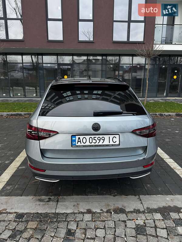 Універсал Skoda Superb 2018 в Сваляві