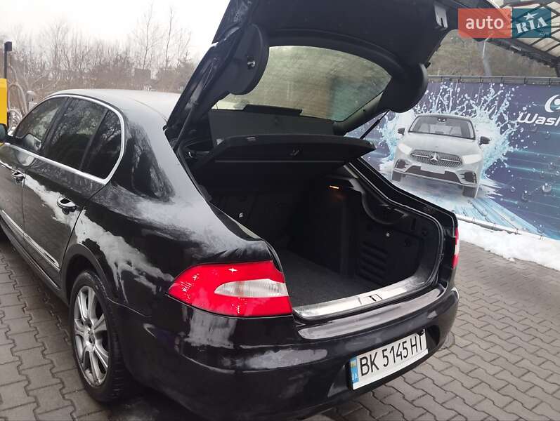 Лифтбек Skoda Superb 2008 в Львове