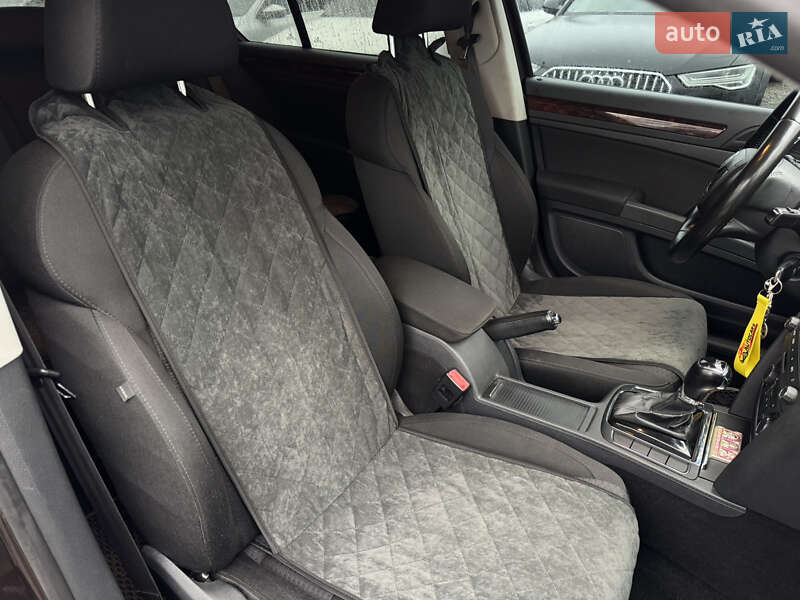 Лифтбек Skoda Superb 2013 в Умани