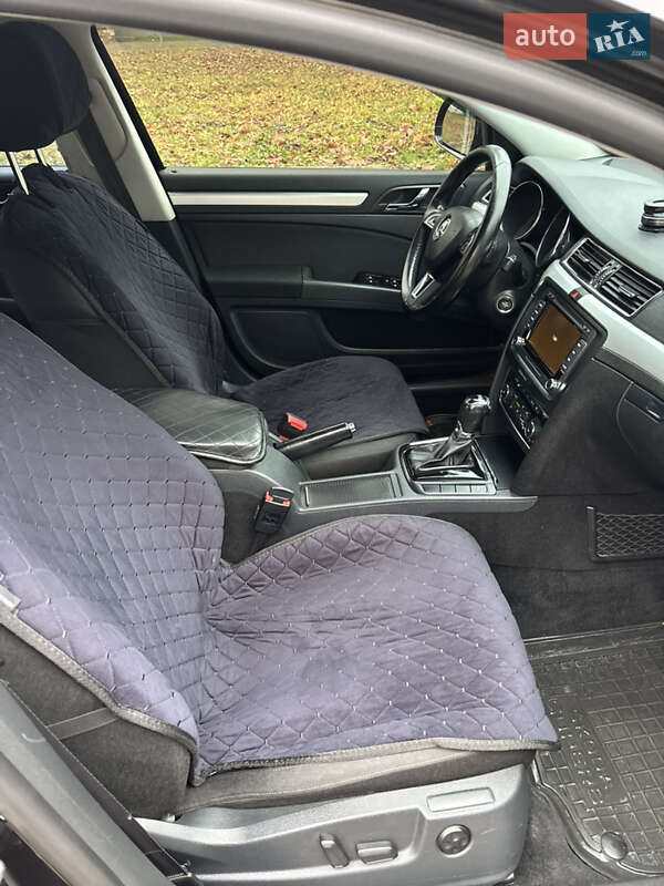 Універсал Skoda Superb 2014 в Житомирі