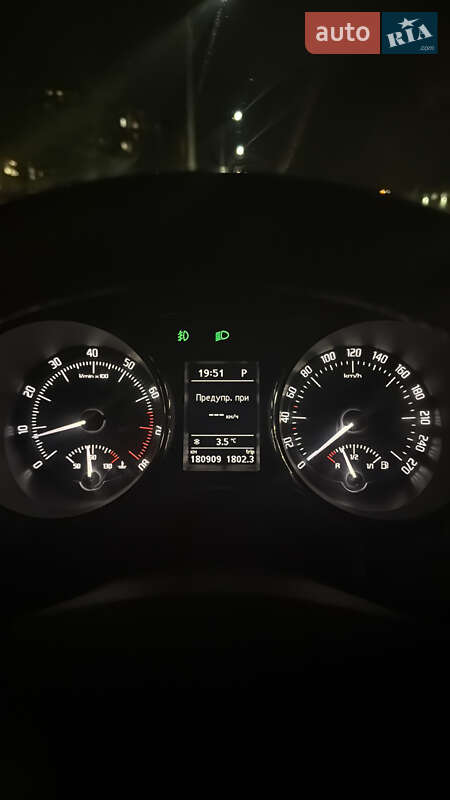 Ліфтбек Skoda Superb 2012 в Кам'янському фото 9 Ліфтбек Skoda Superb 2012 в Кам'янському