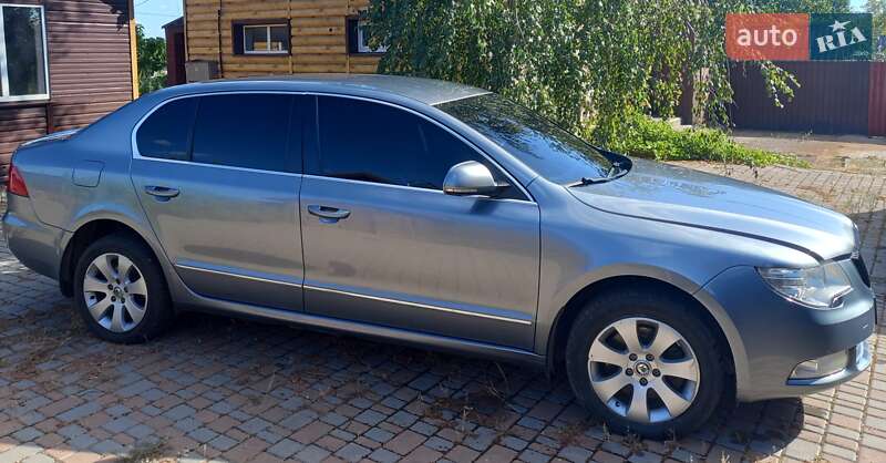 Skoda Superb 2011 Skoda Superb 2011