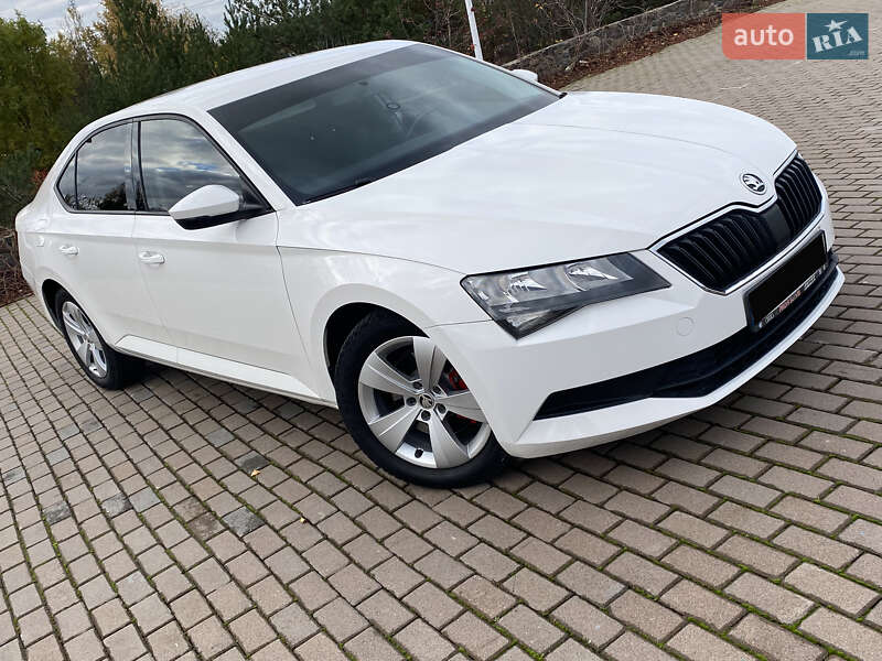 Ліфтбек Skoda Superb 2016 в Вінниці