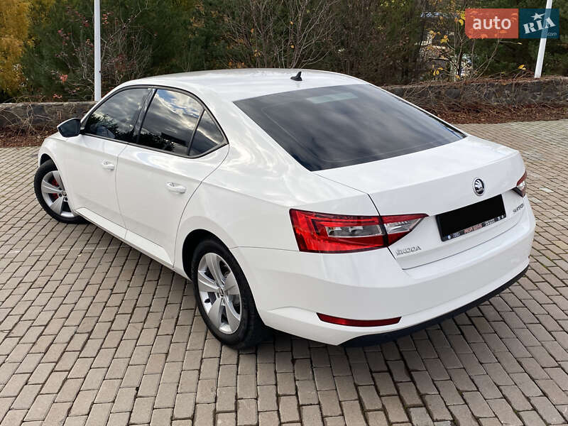 Ліфтбек Skoda Superb 2016 в Вінниці