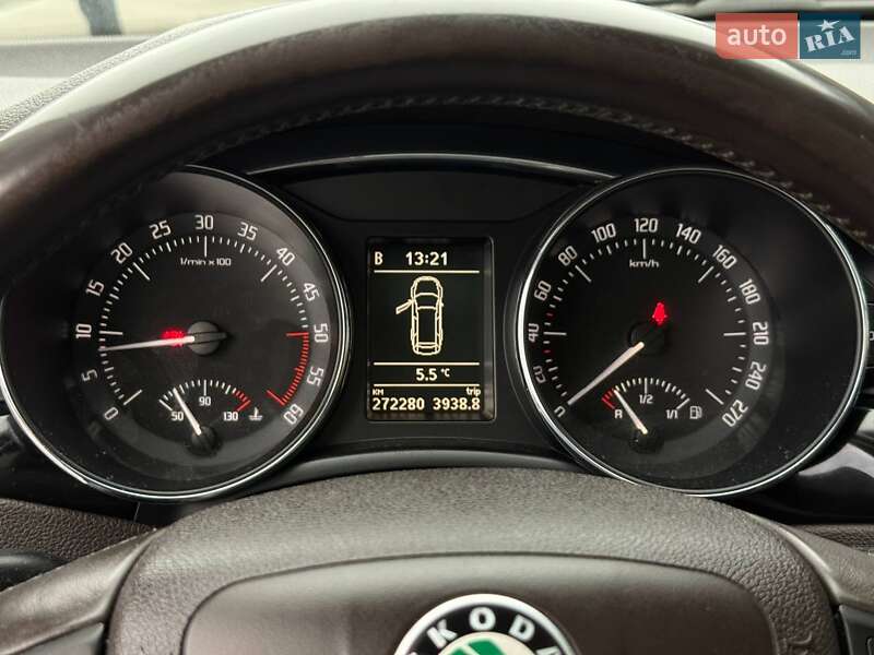 Универсал Skoda Superb 2012 в Ровно фото 33 Универсал Skoda Superb 2012 в Ровно