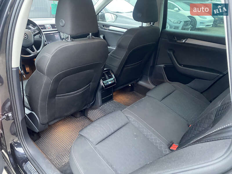 Універсал Skoda Superb 2015 в Києві фото 20 Універсал Skoda Superb 2015 в Києві