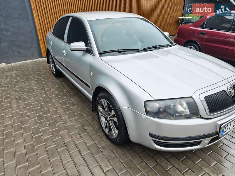 Skoda Superb 2004 Skoda Superb 2004