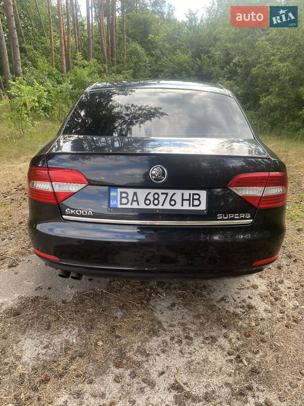 Лифтбек Skoda Superb 2013 в Мироновке