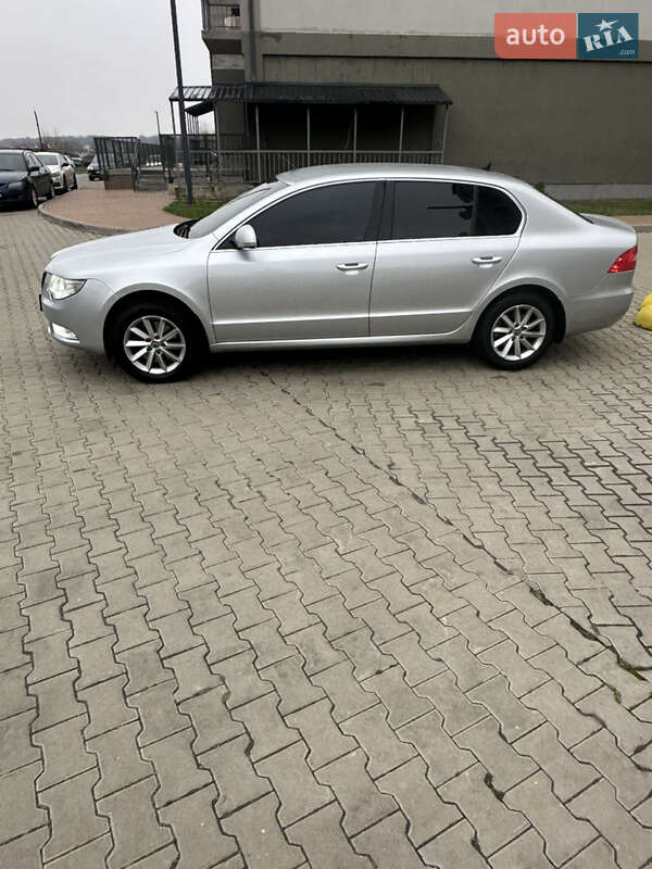 Лифтбек Skoda Superb 2010 в Киеве фото 8 Лифтбек Skoda Superb 2010 в Киеве