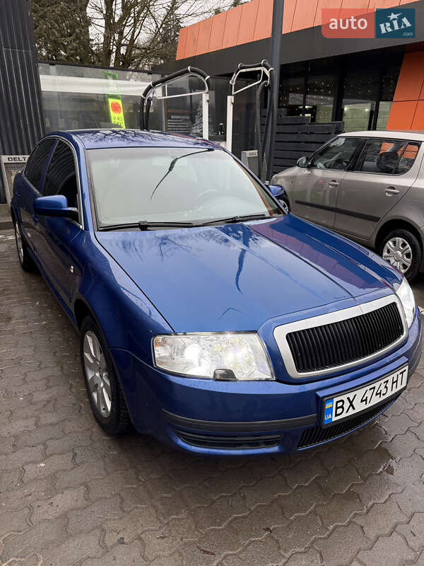 Ліфтбек Skoda Superb 2002 в Львові
