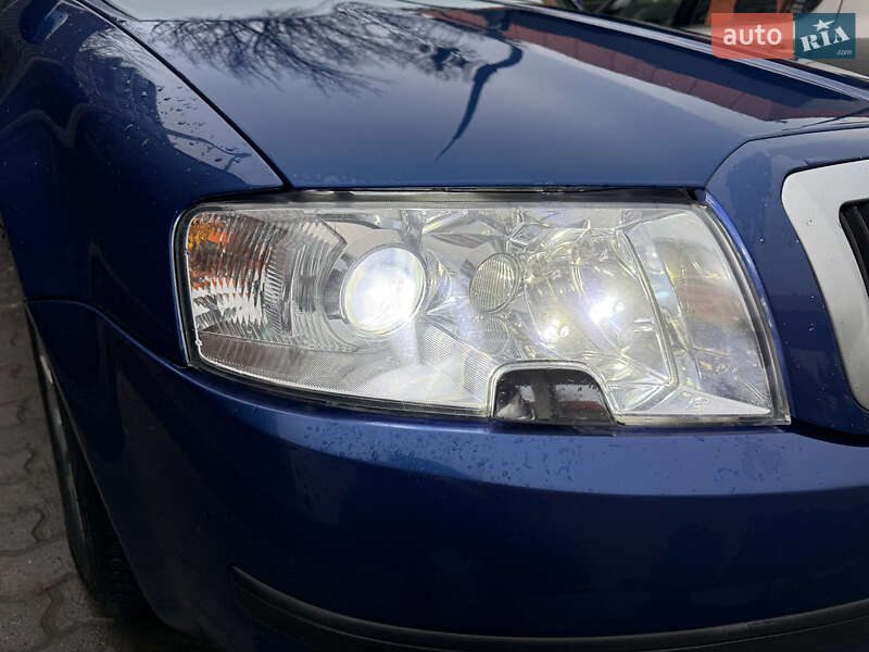 Ліфтбек Skoda Superb 2002 в Львові