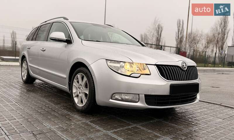 Універсал Skoda Superb 2013 в Києві фото 3 Універсал Skoda Superb 2013 в Києві