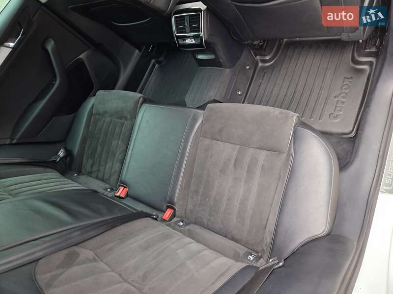Універсал Skoda Superb 2016 в Бучачі