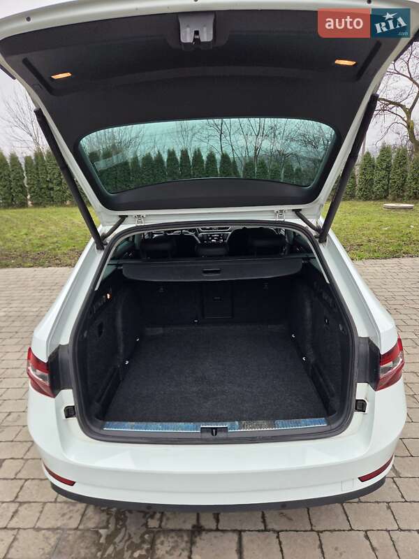 Універсал Skoda Superb 2016 в Бучачі