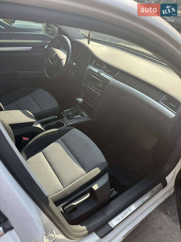 Лифтбек Skoda Superb 2012 в Петропавловской Борщаговке фото 14 Лифтбек Skoda Superb 2012 в Петропавловской Борщаговке