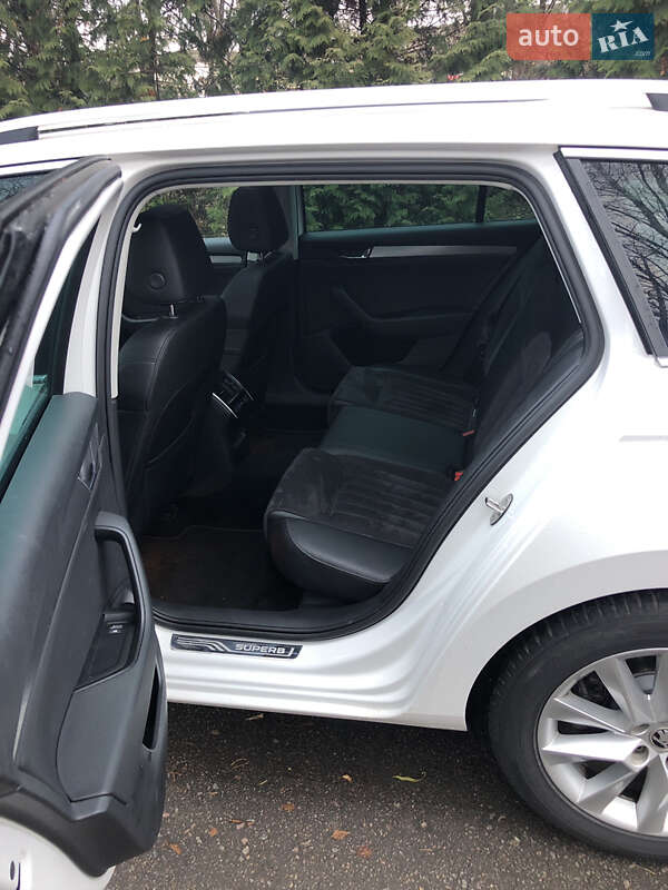 Универсал Skoda Superb 2018 в Ровно